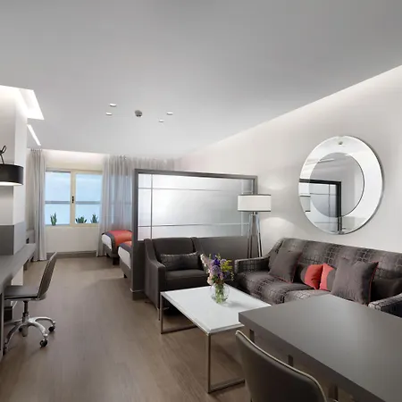 Holiday Suites-2